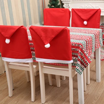 Kalėdų Kėdžių Dangose Raudona Kalėdų Senelio Skrybėlė Kėdės Nugaros Apima Lentelė Šalis Dekoro Naujųjų Metų