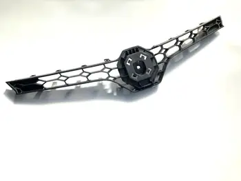 2models Priekiniai plastikiniai juoda viduryje grilis su LOGOTIPU Kinų SAIC ROEWE MG3 2011-m. 