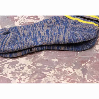 Nauji vyriški lauko sporto parkour pėsčiųjų vaikščiojimo kojinės vyriškos padais rankšluostį apačioje sutirštės prakaitas sugeriančios dryžuotas krepšinio kojinės