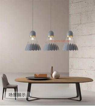 Plunksnų pakabukas šviesos Šiaurės LED kūrybos sieniniai šviestuvai modernus minimalistinio kavinė restoranas kambarį badmintono kamuolys lempos, E27