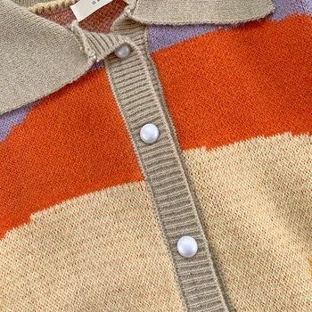 Rudens saulėlydžio aliejaus tapybai nukentėjo spalva turn-žemyn apykaklės sagtis ilgomis rankovėmis megzti megztinis