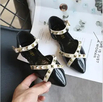 2020 m. pavasario vasaros naują korėjos mergaičių sandalai vaikus kniedės plokščia batų mados princesė batai laukinių Baotou