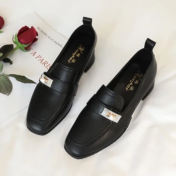 2020 m. Pavasarį Naujas PU stambusis Britų stiliaus Moterų batai juodos spalvos kulno vidurio cirkonio aukšti kulniukai, Patogią Avalynę zapatos U18-53