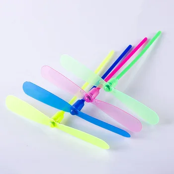 5vnt LED Bambuko Dragonfly šaudyti Plaukioja Parašiutu Dangaus NSO, Lauko Reklaminiai Žaislai Vaikams Švyti Tamsoje Žaislai