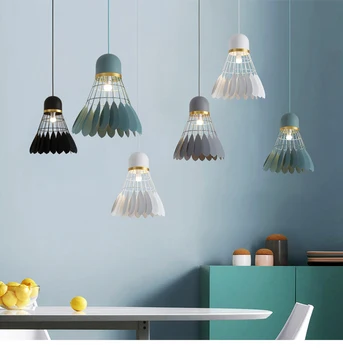 Plunksnų pakabukas šviesos Šiaurės LED kūrybos sieniniai šviestuvai modernus minimalistinio kavinė restoranas kambarį badmintono kamuolys lempos, E27
